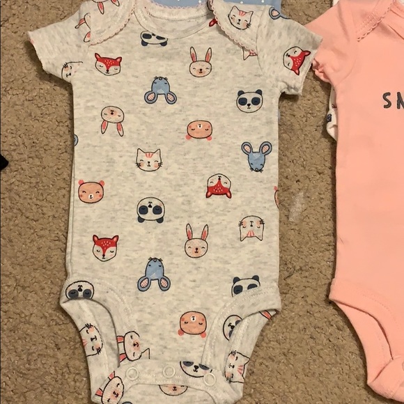 Newborn bodysuits - Picture 3 of 6